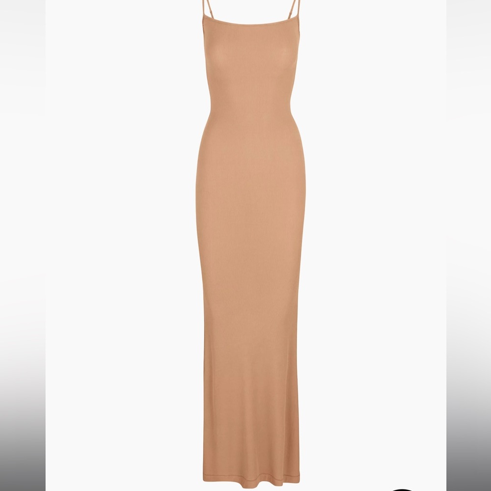 SKIMS Dress - Picture 2 of 4